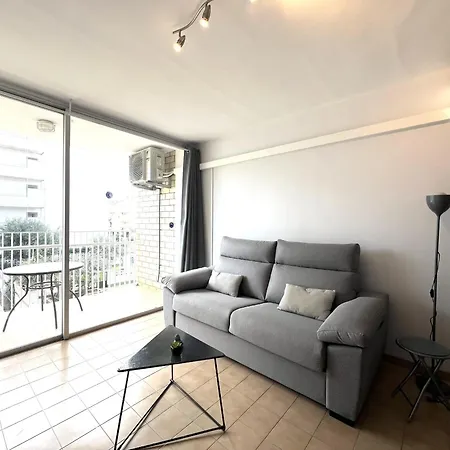 Olympia Interimmo Apartament Roses